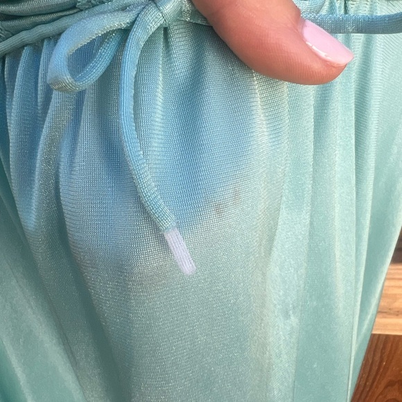 Sweet vintage Peignoir nightgown & robe set - Picture 4 of 12